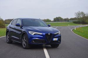 Alfa Romeo Stelvio Sprint 2019 года